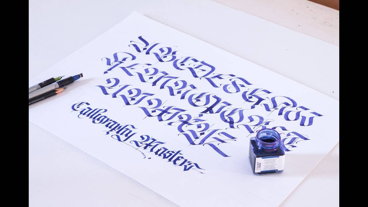 How to write Fraktur Capitals Alphabet by Igor Sturion