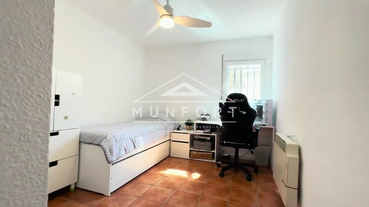 Single-storey villa in Santiago de la Ribera with 4 bedrooms and 2 bathrooms | Ref: DH292