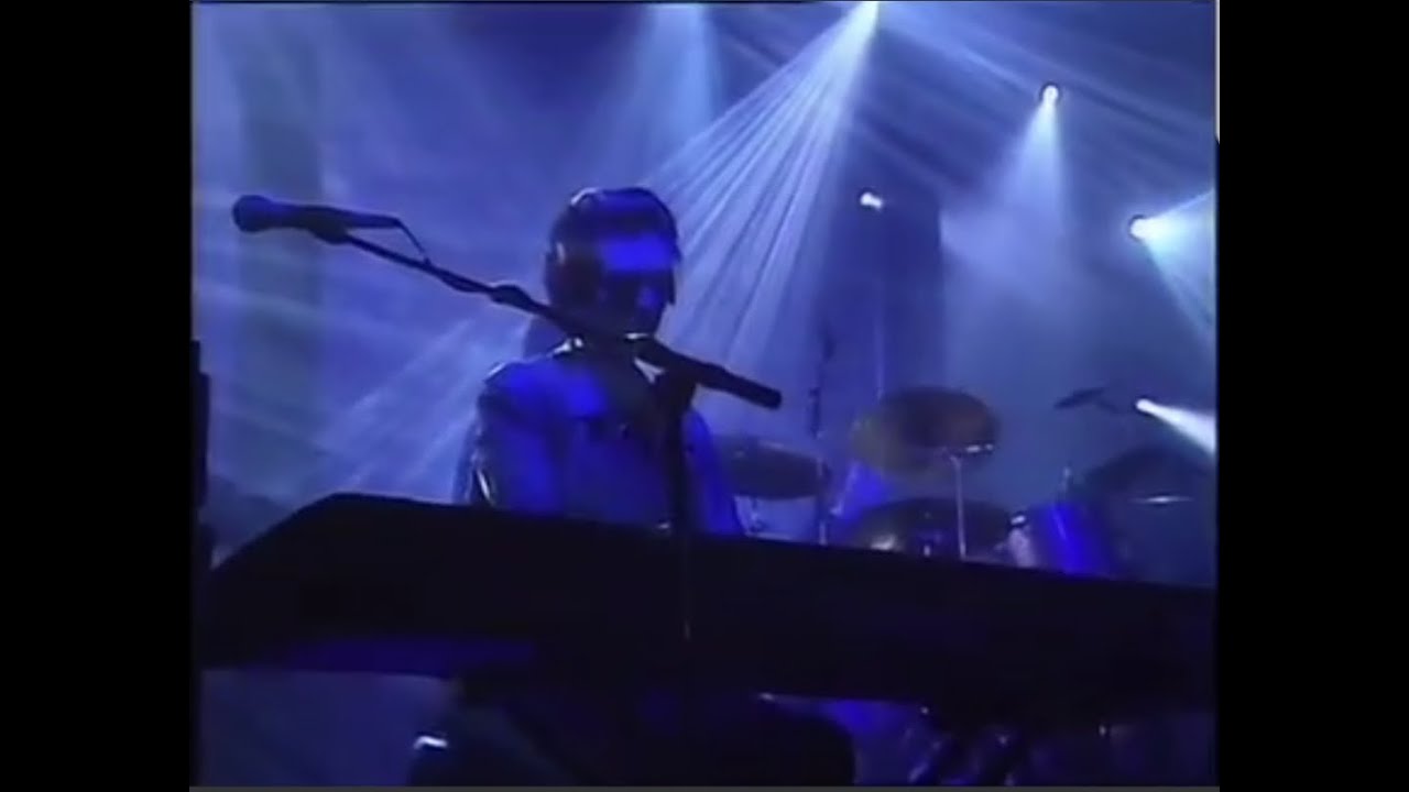 Suede - Europe Is Our Playground - Roundhouse London 1996