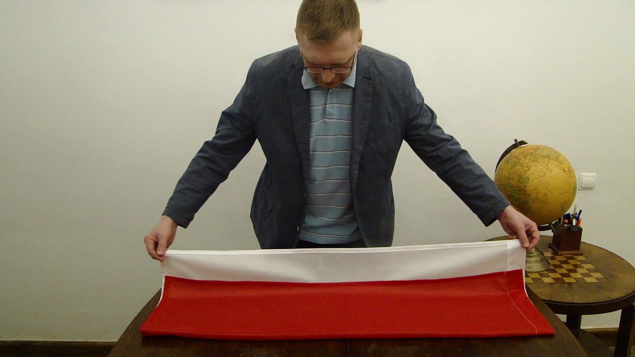 Jak składać flagę Polski