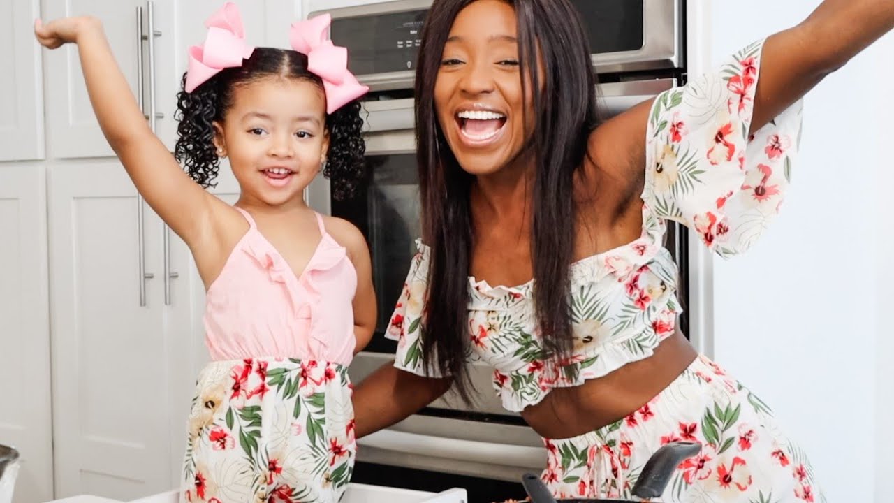 Cook With Me and Ava Grace!