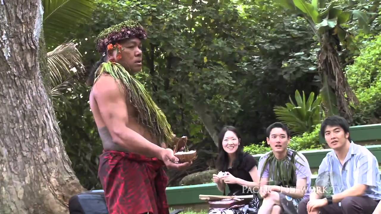 ICONS - Chief Sielu Tatau Traditions