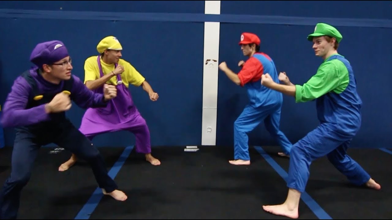 VIDEO GAMES IN REAL LIFE (INSANE PARKOUR & TRAMPOLINE)