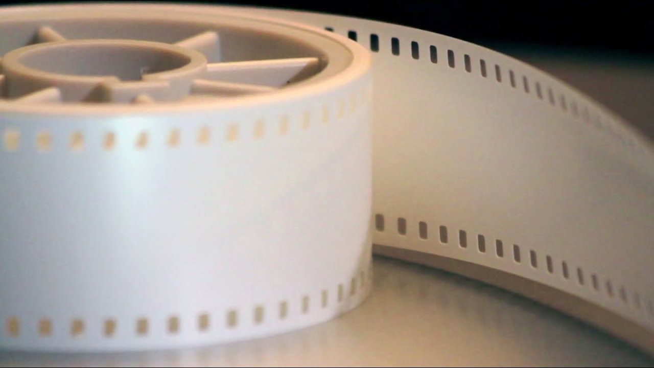 Film Restoration Heritage Pole - Technicolor brings Old Films back to life