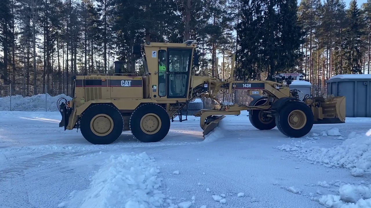 Köp Väghyvel CAT 143H på Klaravik