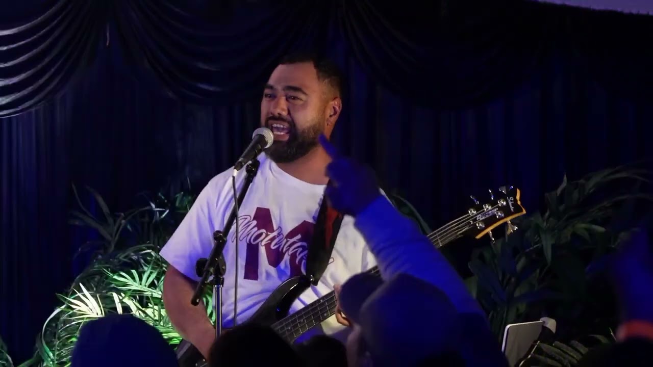 MOTUTAPU BOYZ - Mama Matauia - COOK ISLANDS MUSIC (Lyrics)