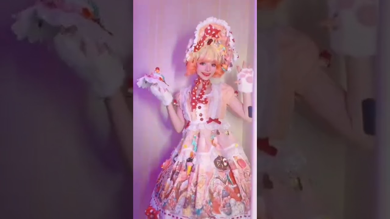 Super Cute Lolita Girl!