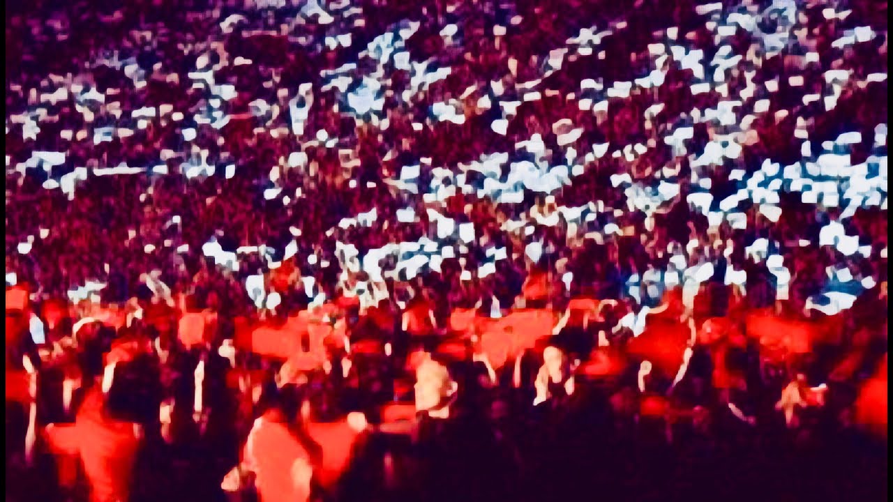 U2 - New Year's Day (5.07.2005 Live from Chorzów)