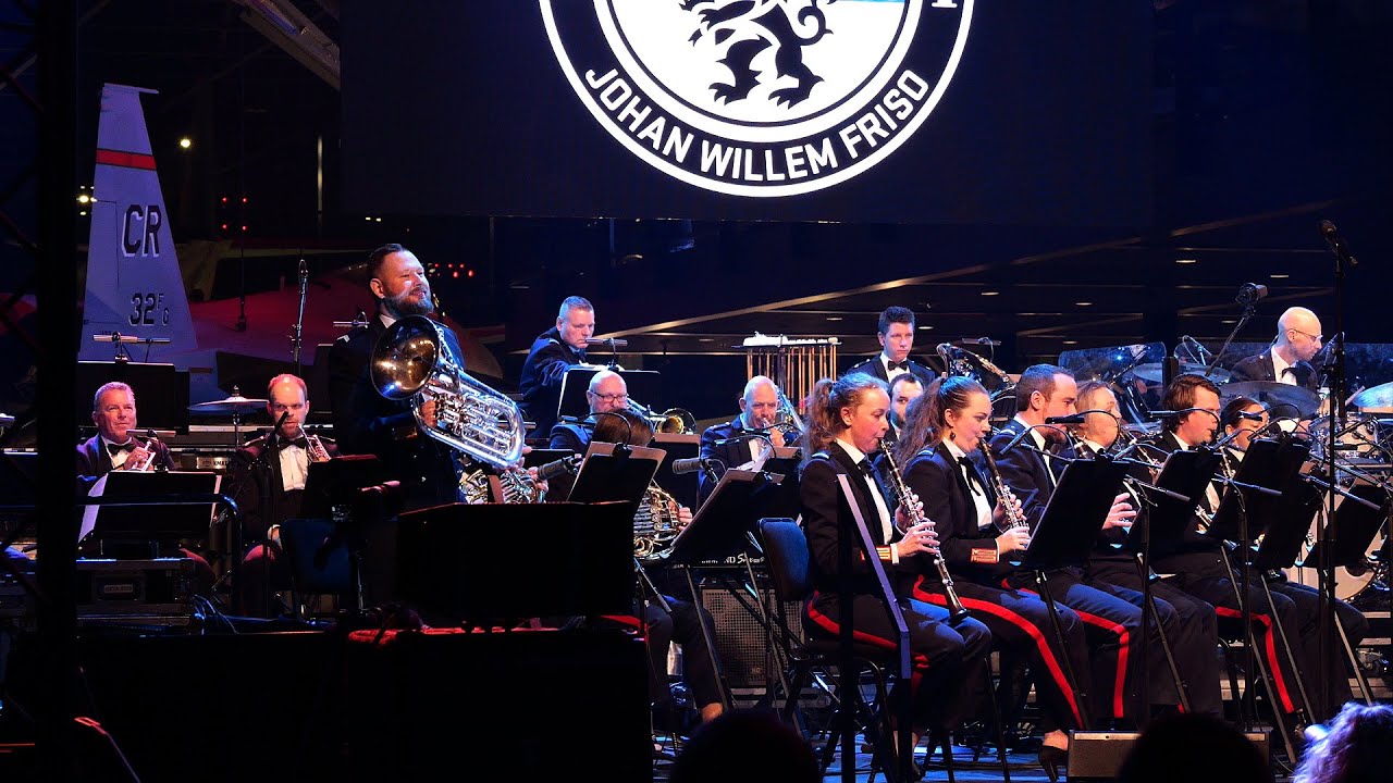 'Don't Stop Me Now' - Nacht Militaire Muziek 2025 - KMKJWF