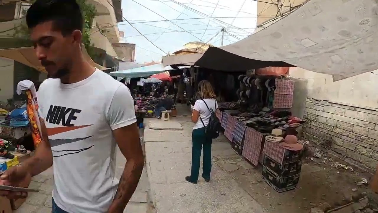 All'interno di un mercato albanese🇦🇱