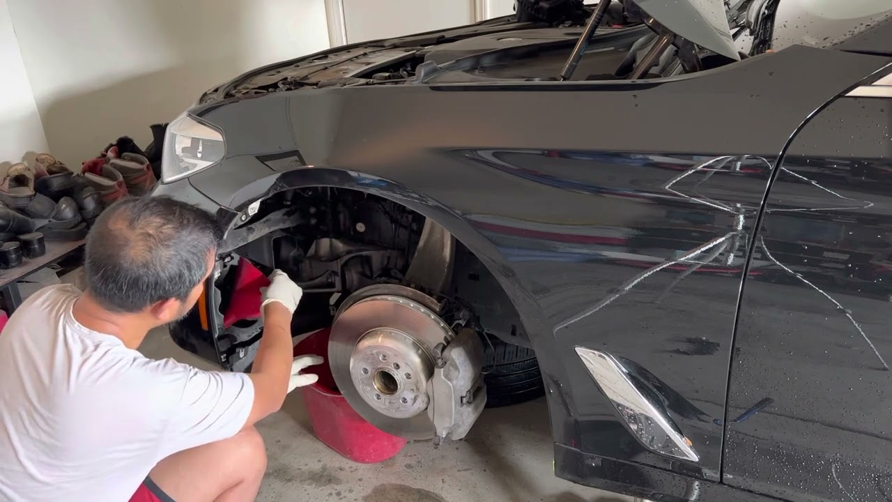 2017 BMW 530i coolant tank replacement