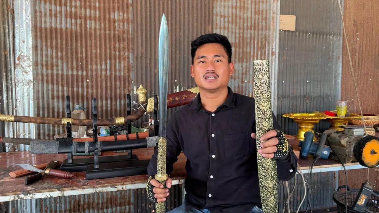 យុវជន រុន នពាន់៖ ការធ្វើគ្រឿងសាស្ត្រាវុធបុរាណមិនត្រឹមតែជាអាជីព តែជាកាតព្វកិច្ច