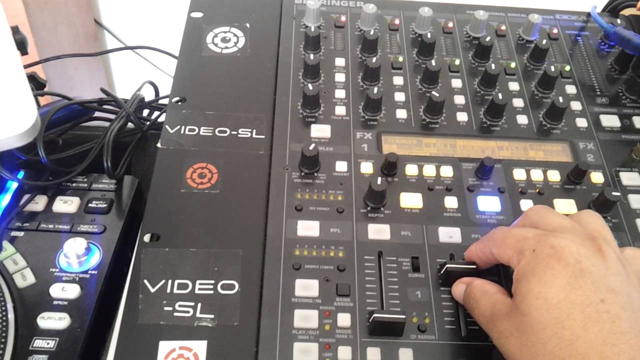 Como conectar serato sl3 a una tercera compactera