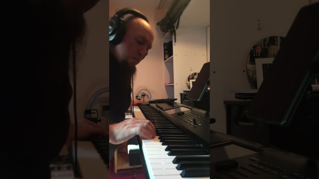 Un Instant (Métal et Electro)