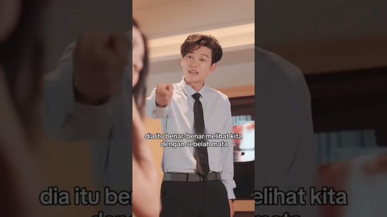 JATUH KARENA GENGSI TINGGI #dramacinapendek #shortvideo #dramachinaromantis #drachin #dramacina