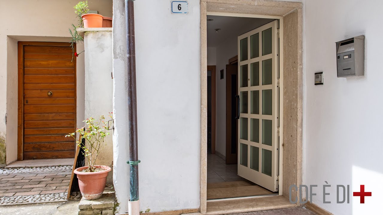 Visita dell'immobile | POGGIO MOIANO (RI), Italy | Appartamento ristrutturato con taverna