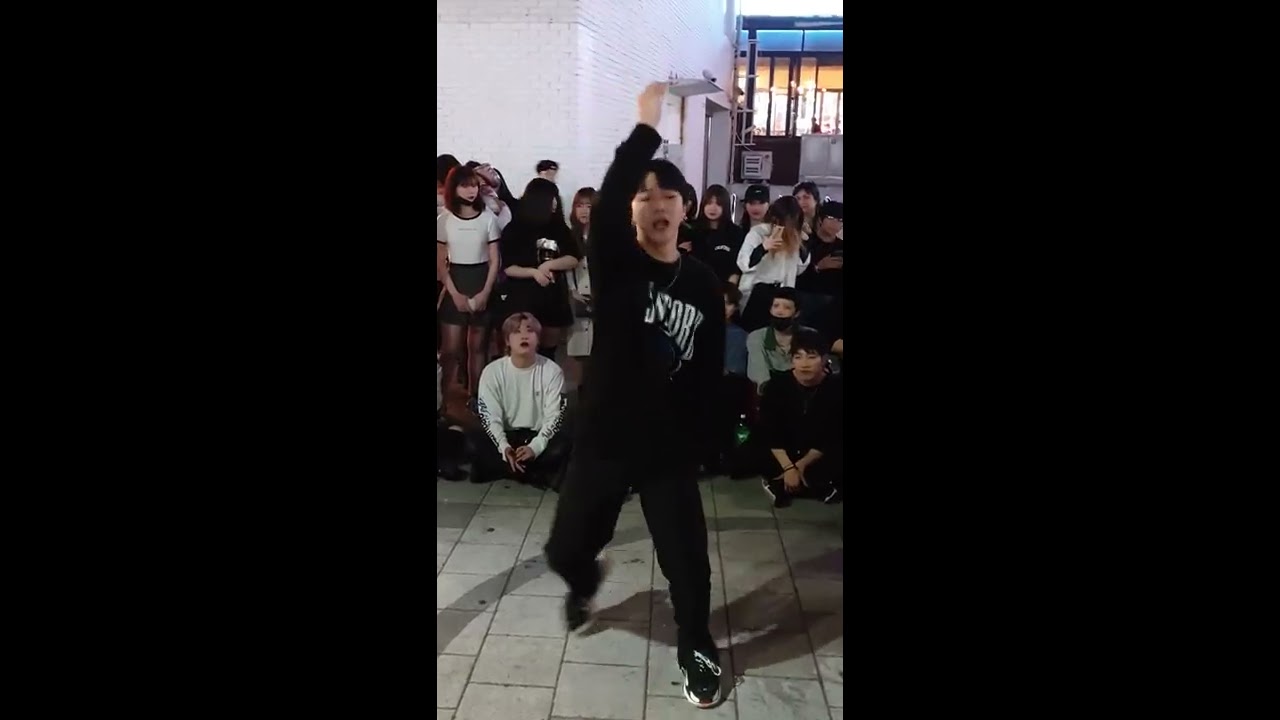 《ATEEZ_PirateKing》20190424#KingdomS(킹덤즈) #김태유(TaeYou) 홍대버스킹 20190424_201532 #SnowHorse