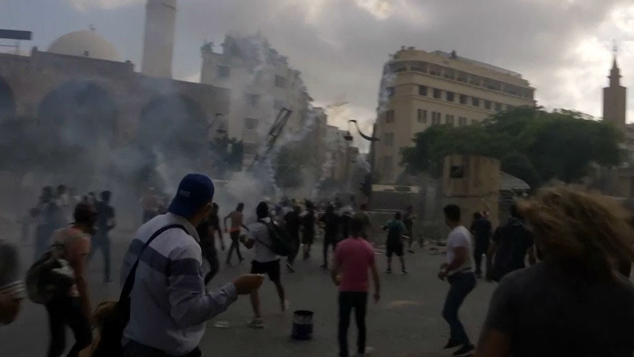 Clashes erupt as hundreds protest against Lebanon government after blast