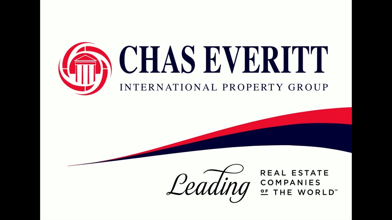 Chas Everitt Presents a sea view property in Yzerfontein