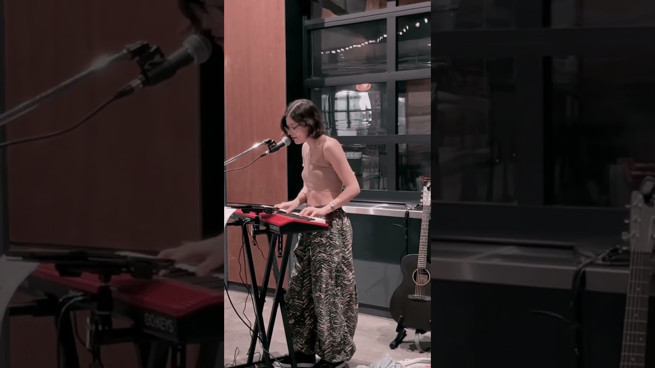 Blue Jeans | Synth Cover #cover #music #singingvoice