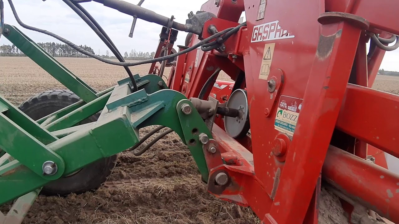 Сев кукурузы /ИООО БиссолоГабриэлеФарм /по технологии стрип тилл /Strip-till /сельское хозяйство