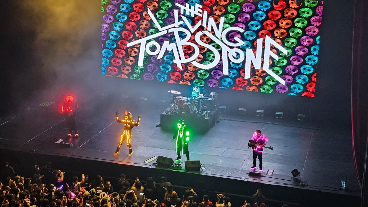 My Ordinary Life - The Living Tombstone Live Monterrey