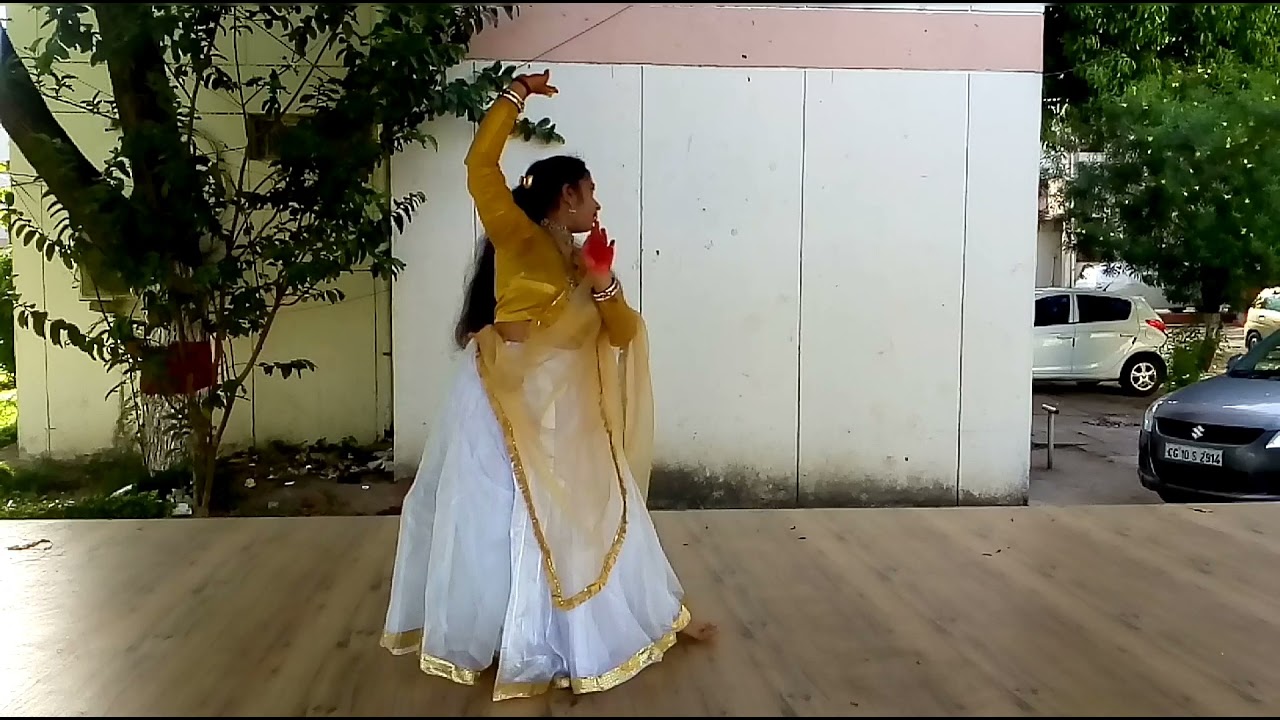 Holi aayi re / padmavat / Richa Sharma/ #padmavat #holiaayire #richasharma #deepikapadukone