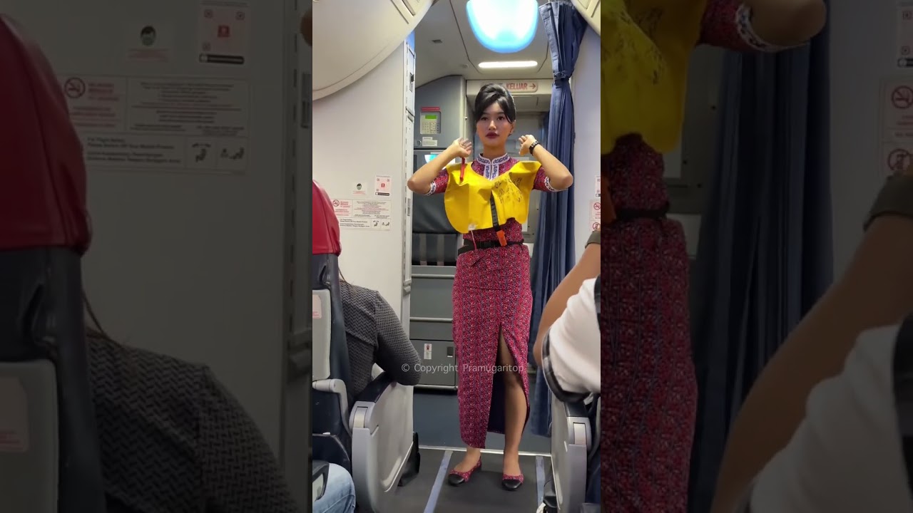 Pramugari Lion Air Safety Demonstration | Pramugari Cantik Lion Air