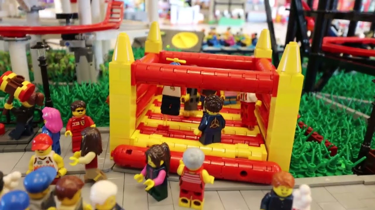 LEGO Freizeitpark mit Looping-Achterbahn und Hüpfburg | Zusammengebaut 2022