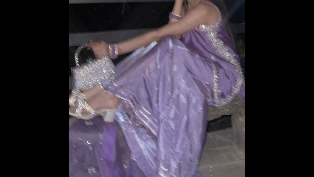 Desi baddieeeee 🪞💫💖🌙