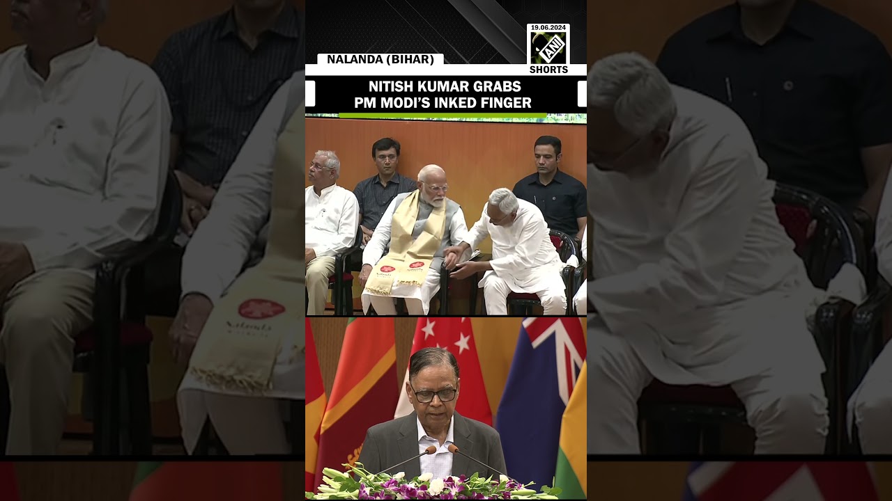 Nitish Kumar grabs PM Modi&rsquo;s inked finger