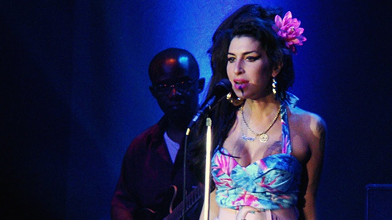 Amy Winehouse - Back to black (Rio de Janeiro 2011 - HD Multi-Angle)