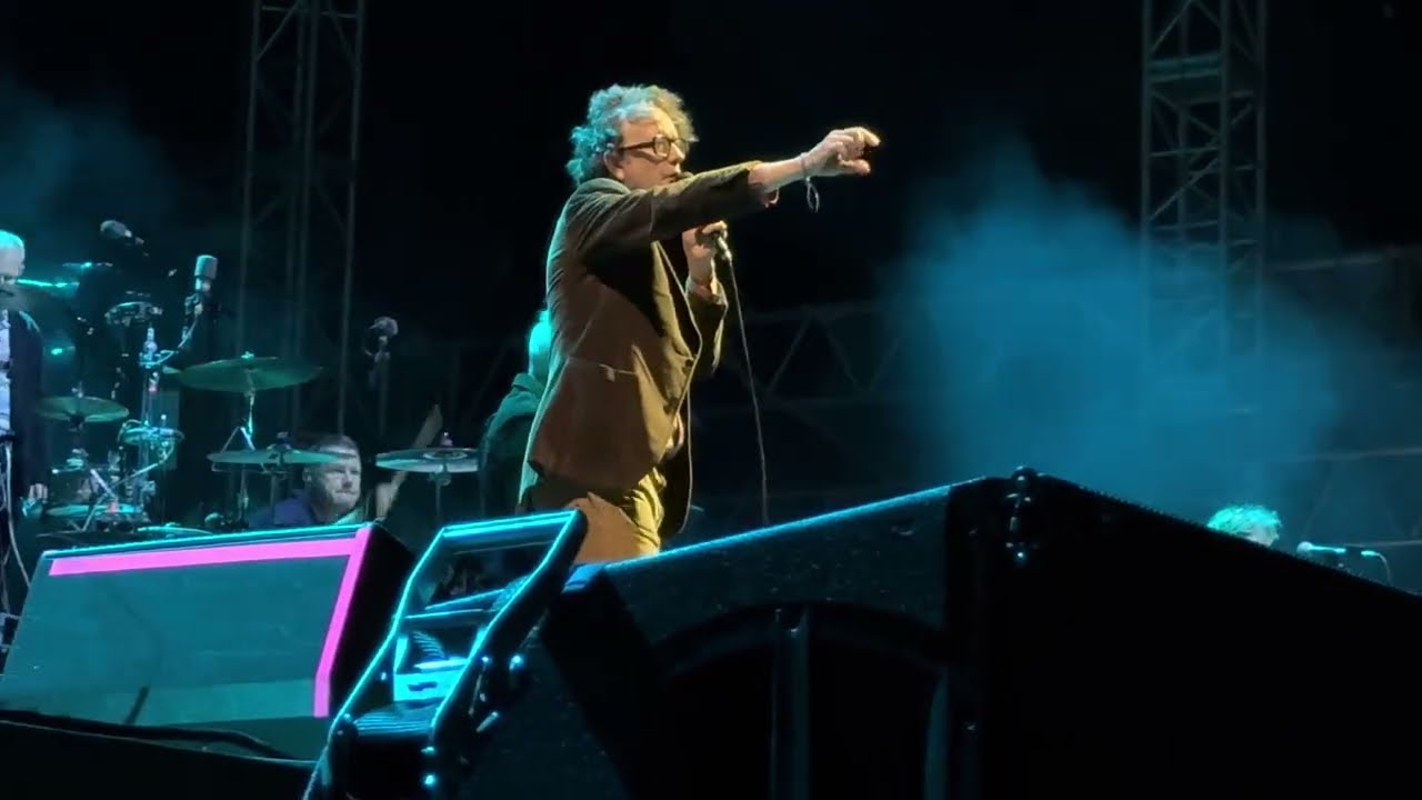 Pulp - Partial Eclipse/This Is Hardcore (live) 9/13/25 Boston, MA Suffolk Downs