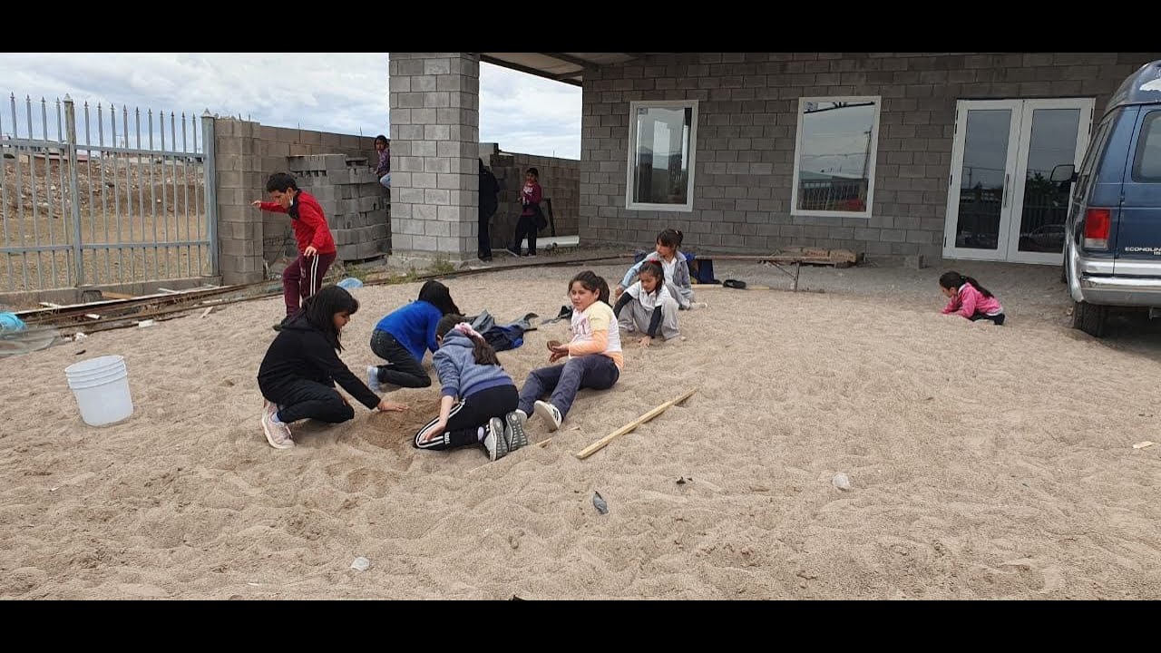 Mennoniten bauen einen Platz für Kinder in Cuauthemoc