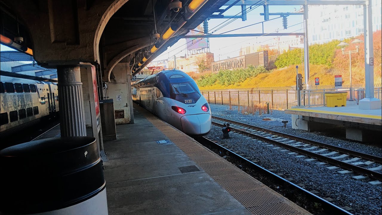 Amtrak Train Action at Baltimore Penn Station