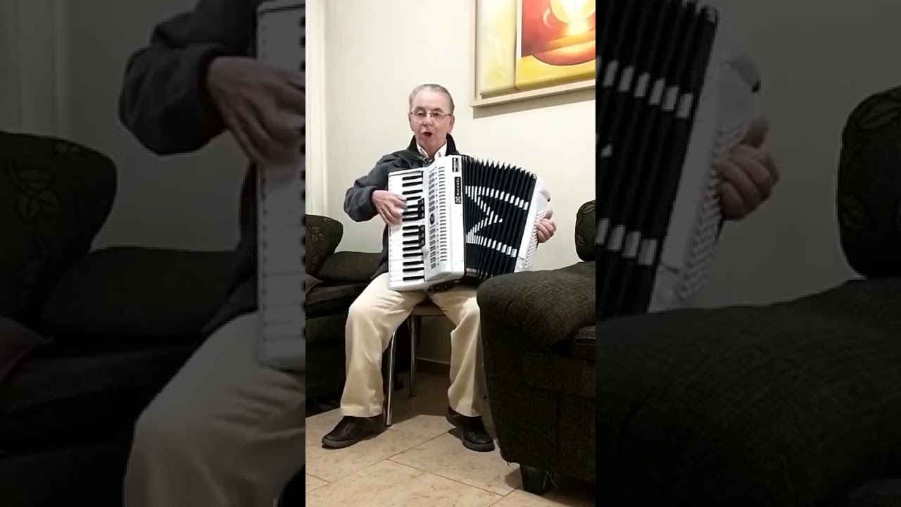 Ageu Pereira - Pentecoste No Brasil (Voz E Acordeon)