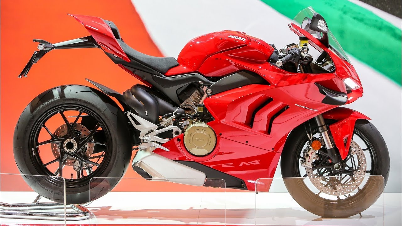 2020 Ducati Panigale V2 / V4 / V4S | EICMA 2019