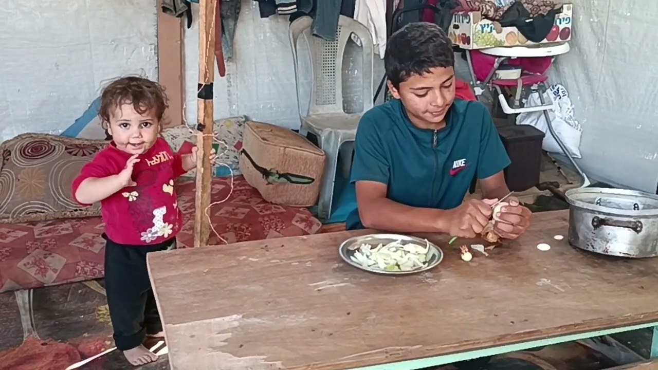 الحمدلله اني اقدرت اعمل اطيب أكلة من المعلبات وشاهدوا الفيديو للاخر