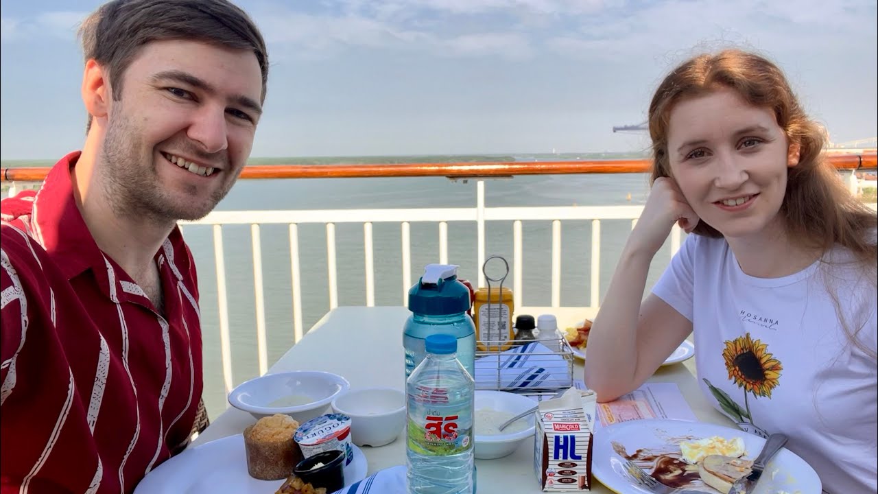 Sea day on the Norwegian Jewel (Cruise Vlog #2 NCL)