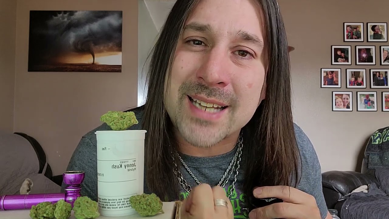 Dan's 420 Chronicles - Jenny Kush / Weed Review 2/4/22