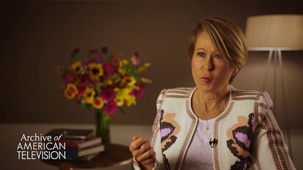 Yeardley Smith on working with Dustin Hoffman - EMMYTVLEGENDS.ORG