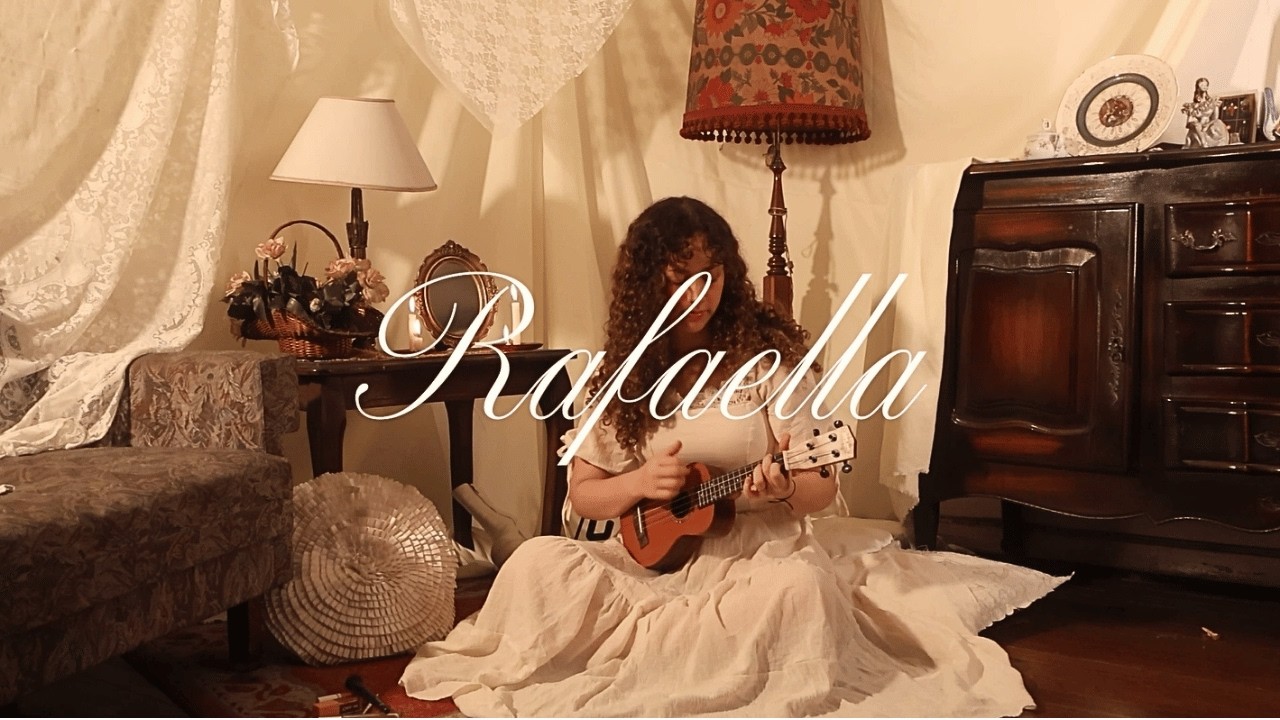 Rafa Kahn - Rafaella (Visualizer)