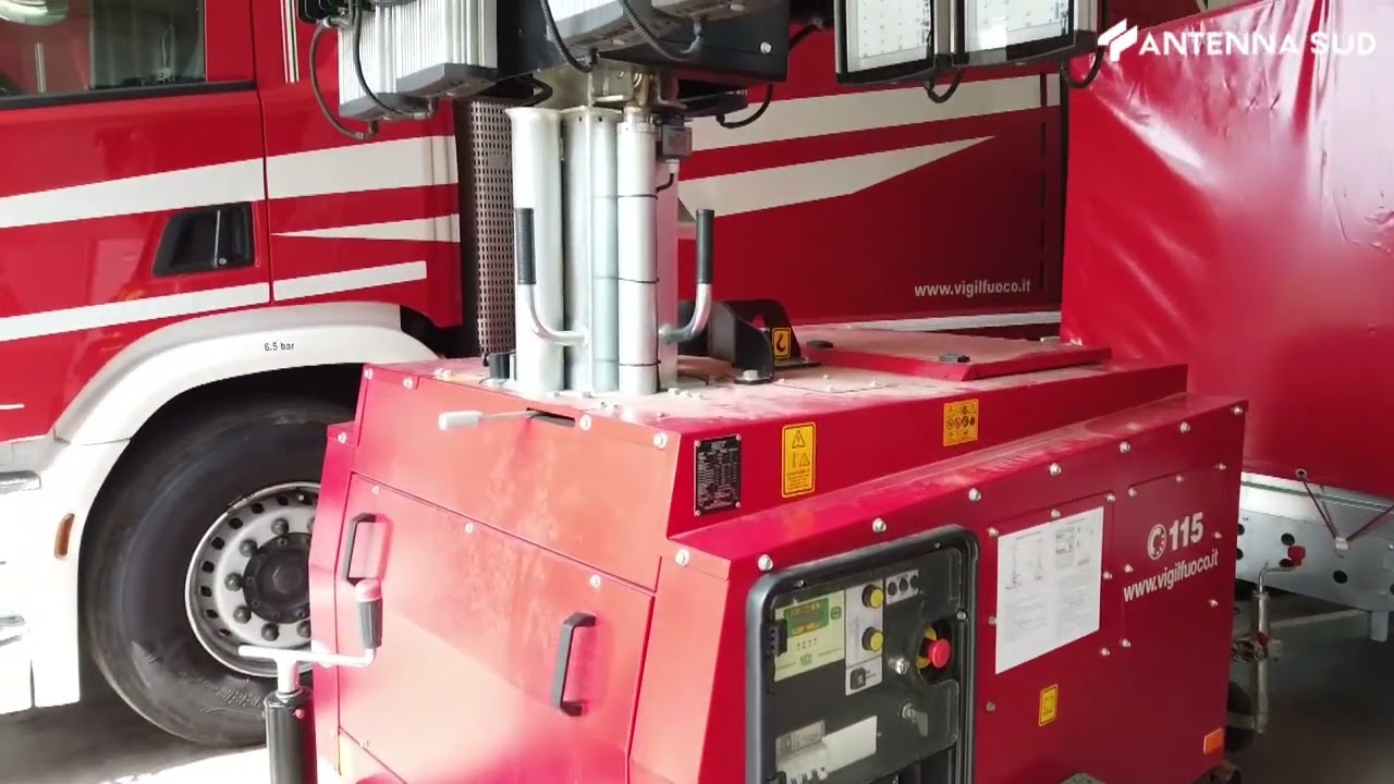 19 maggio 2023 - Barletta Vigili del Fuoco, una squadra in partenza per l' Emilia Romagna