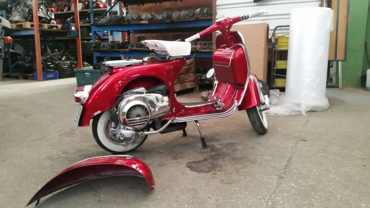 RESTORATION VESPA 150S 1964