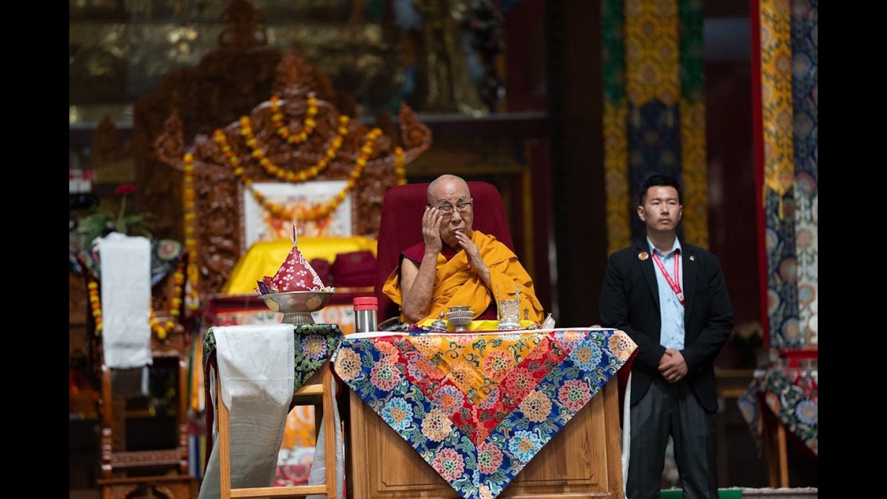 ༄༅། །༧གོང་ས་མཆོག་དབུ་བཞུགས་ཐོག་བཀའ་ཟུར་རྒྱ་ལོ་དོ ན་གྲུབ་མཆོག་གི་དགོངས་ར ྫོགས་ མཆོད་ འབུལ་ ཚོགས་པ།