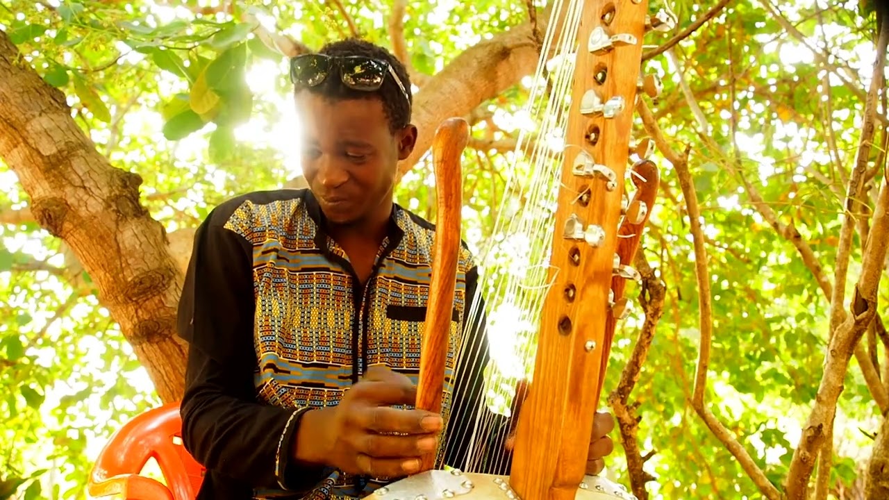 Beautiful Kora music West Africa Senegal Casamance 4/6