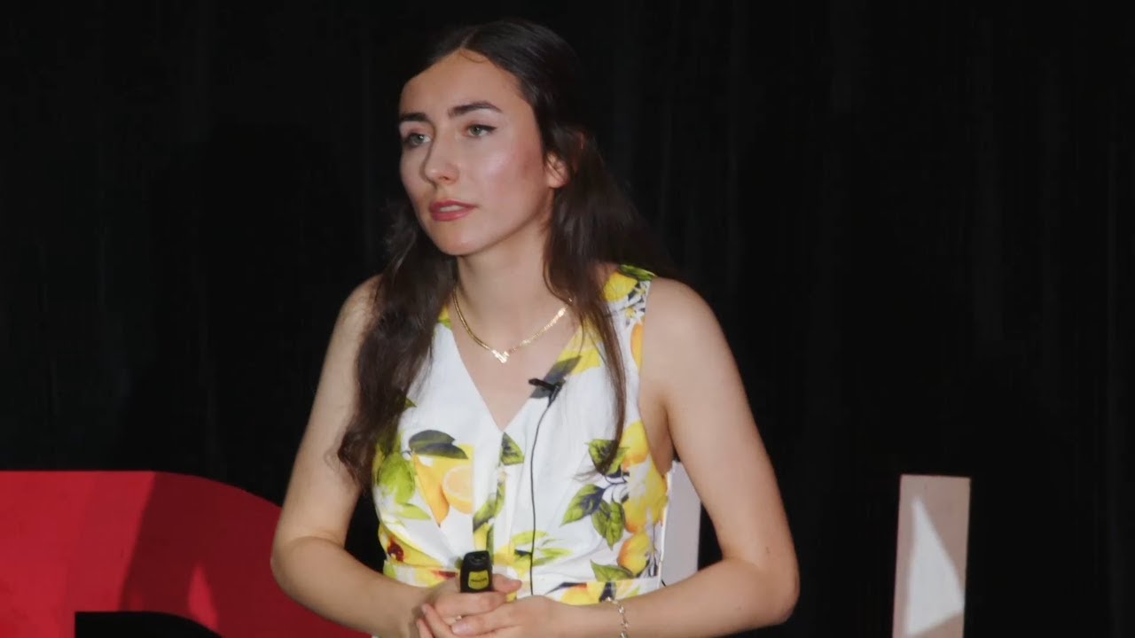 You are already a poet - how poetry can change your life | Loredana Podolska-Kint | TEDxUOA