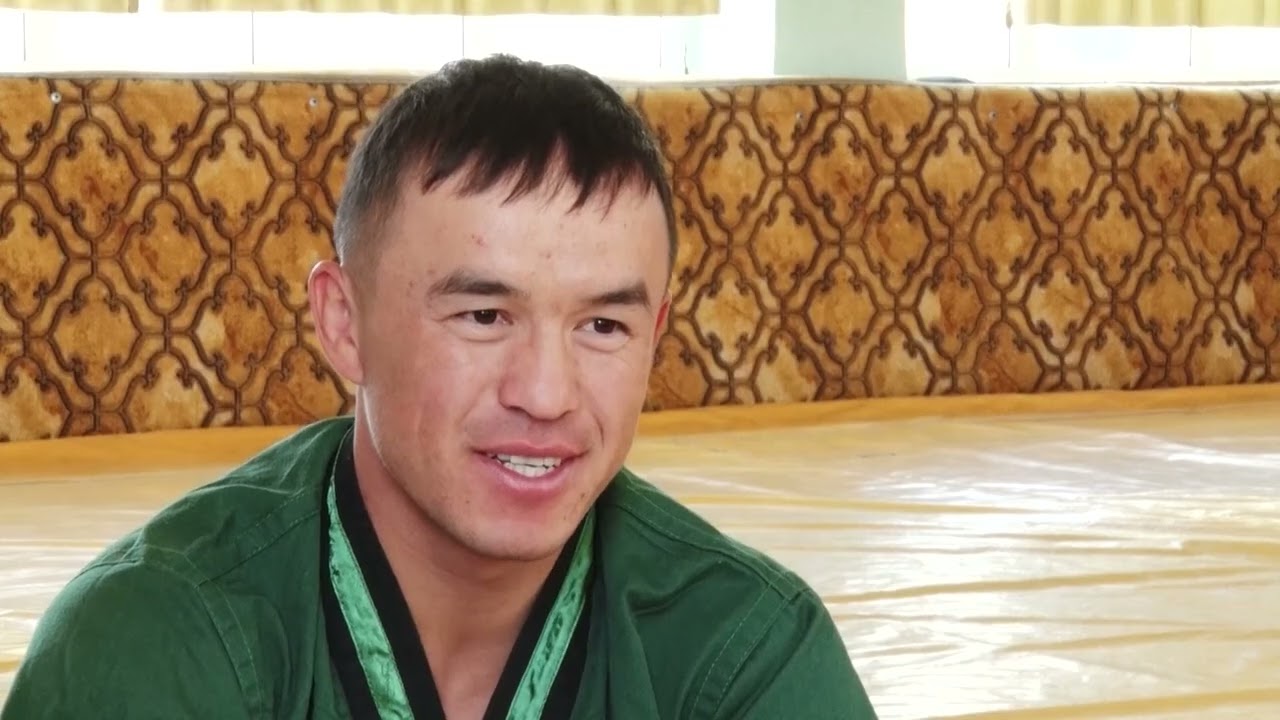 Алыш курош боюнча  дуйно чемпиону Марлен Абдырасулов