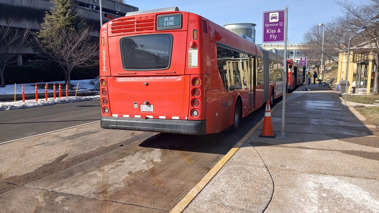 WMATA BLUE LINE SHUTTLE! 2021 New Flyer XD60 on the shuttle from Pentagon to the airport. #wmata