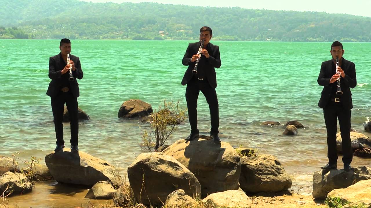 LA IMPRESIONANTE BANDA EL DIAMANTE DE ZIRAHUÉN, EL QUERREQUE